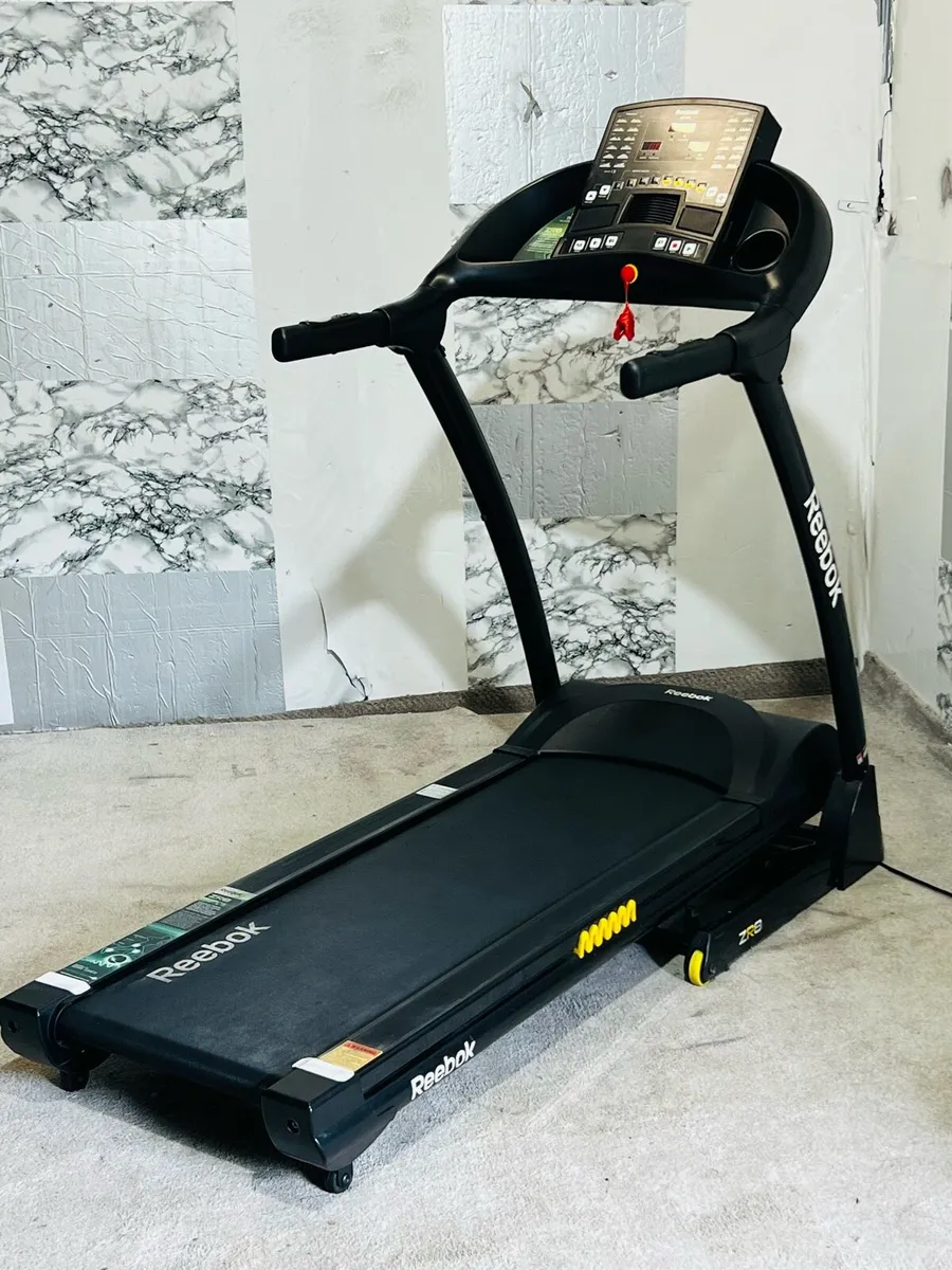 Reebok ZR8 Motorised+ incline Treadmill - Image 2