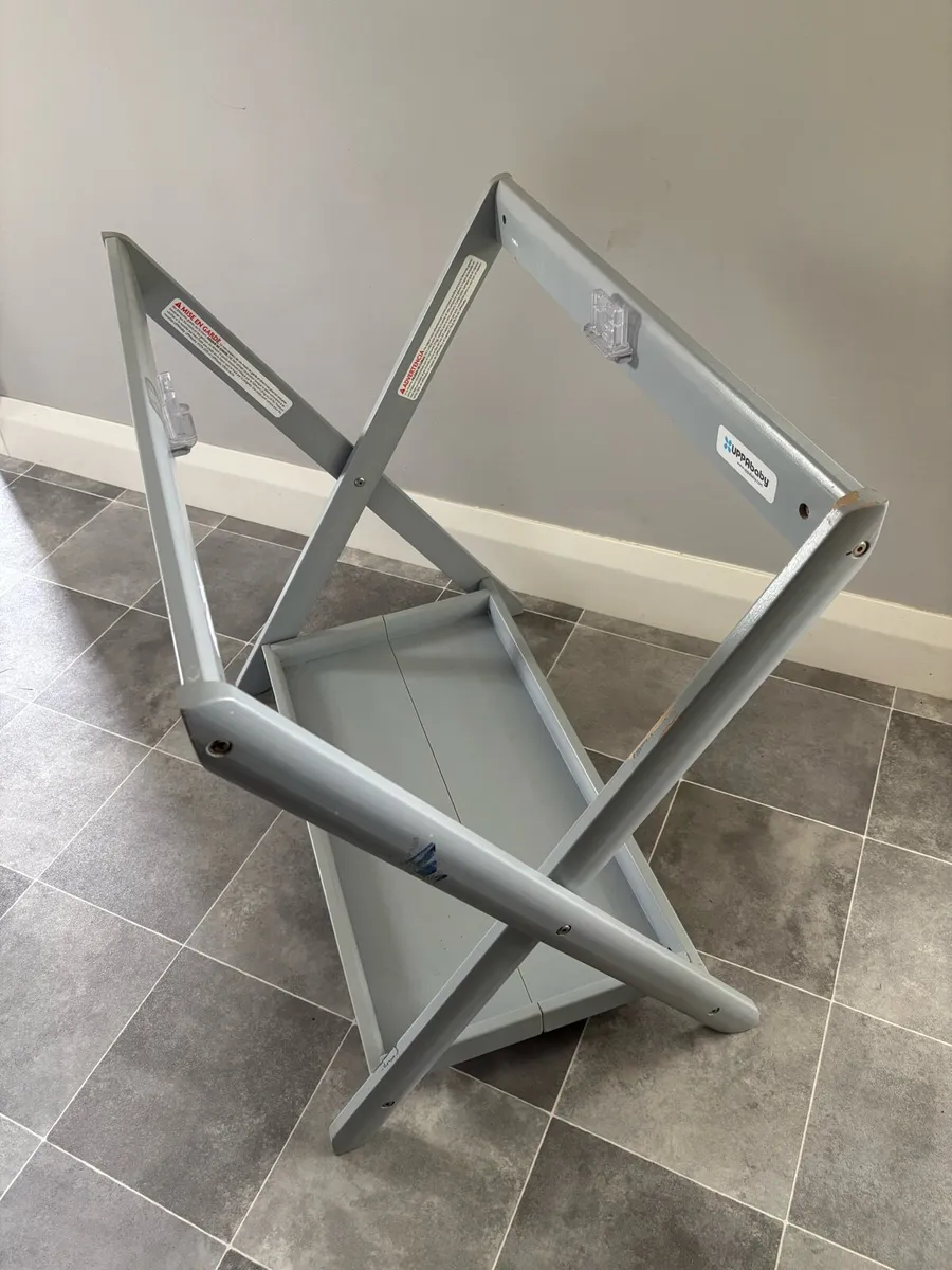 Uppababy Vista Bassinet Stand - Image 3