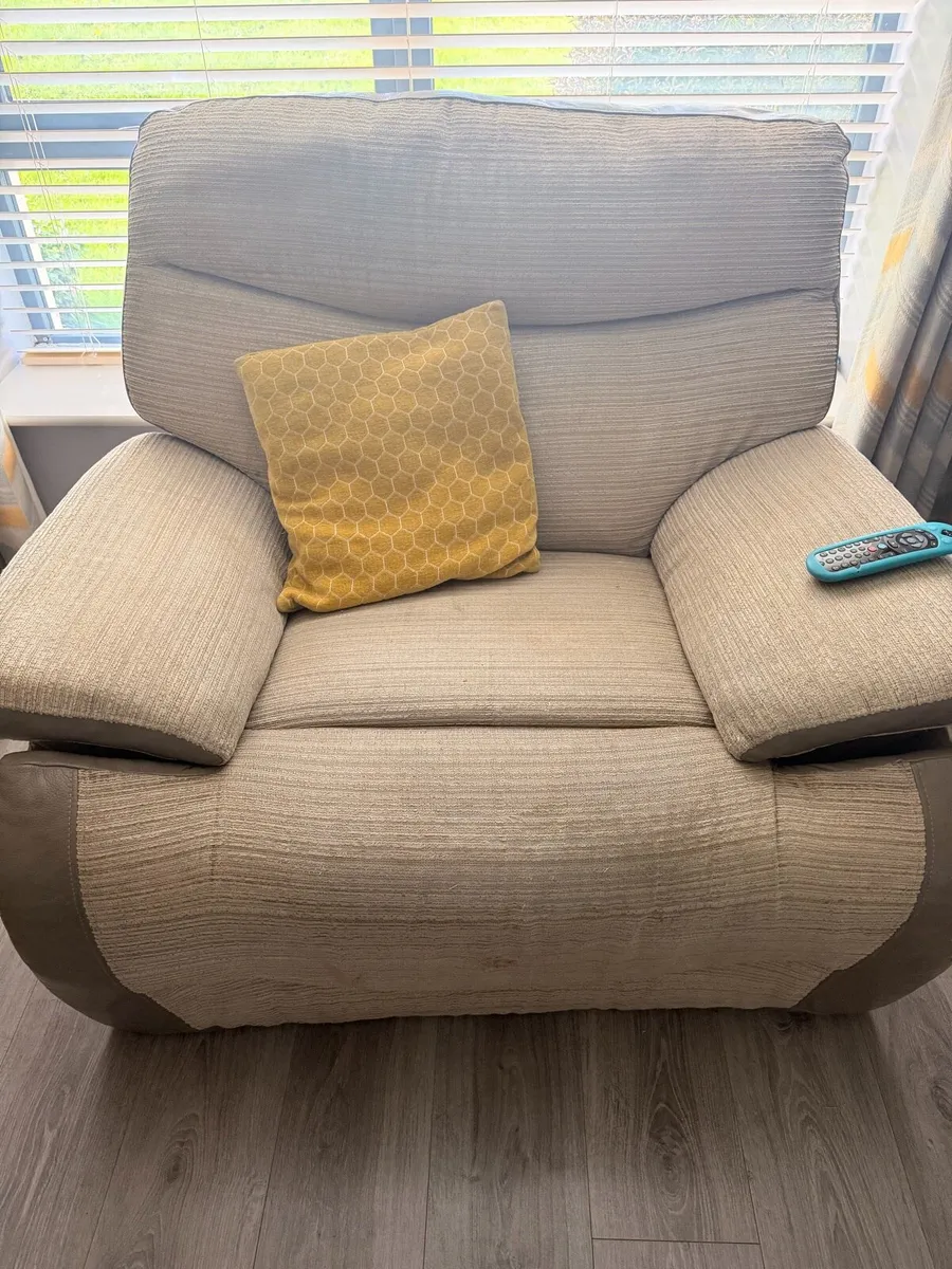 Couch - Image 1