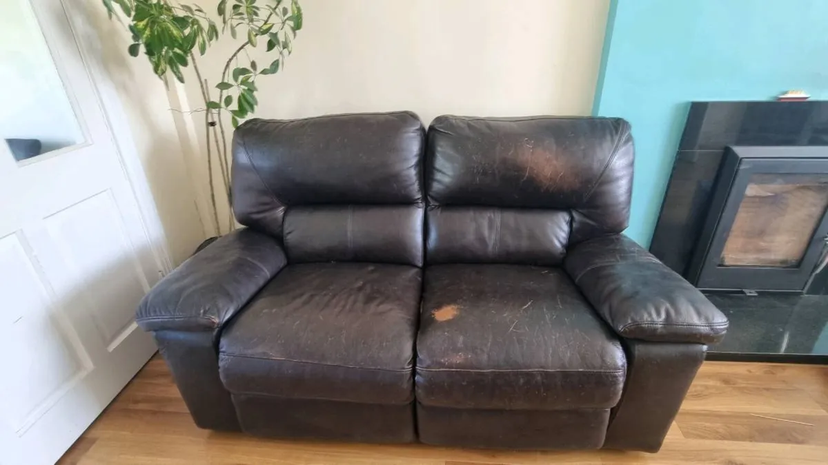Recliner Couch 3 ÷ 2 - Image 4