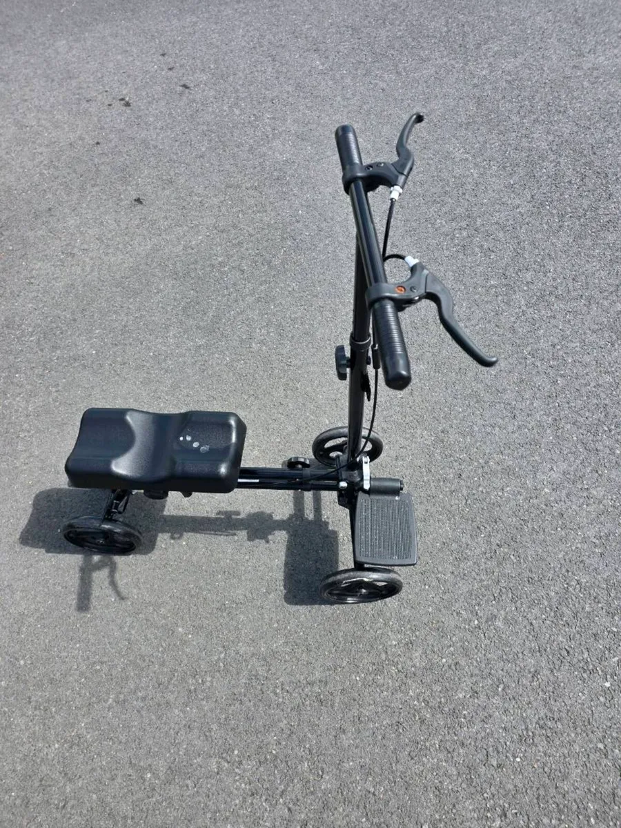 Knee scooter - Image 4