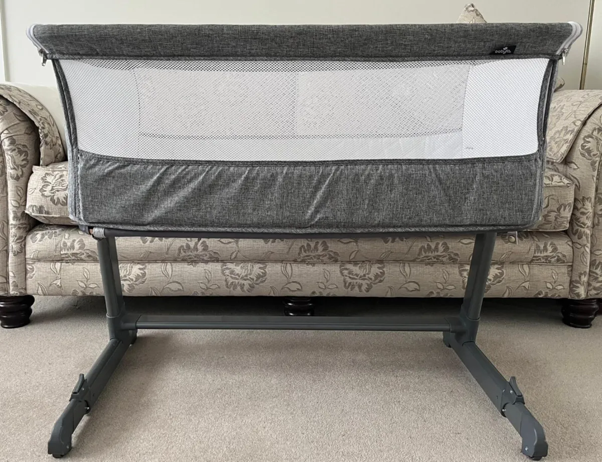 Co sleeper - Image 1