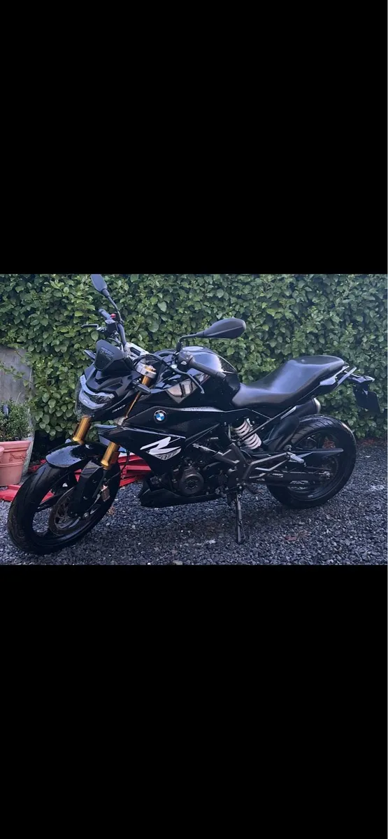 BMW G310r - Image 1
