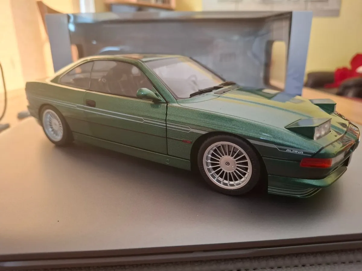 BMW 8 series B12 5.0L Alpina 1/18 New In Box - Image 4