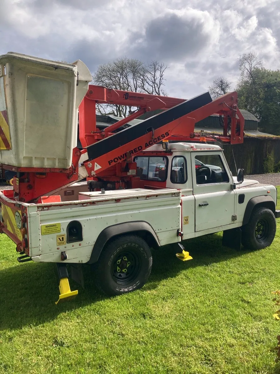 Landrover Defender 110 2008 cherrypicker 84k miles - Image 4