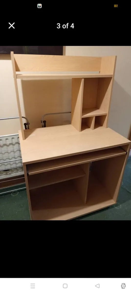 Computer desk - Image 1