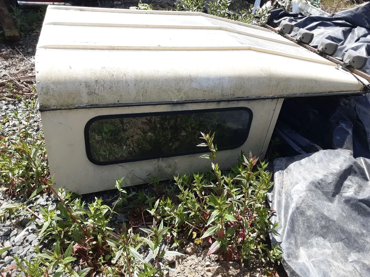 Series 3 landrover short solid roof - Image 2