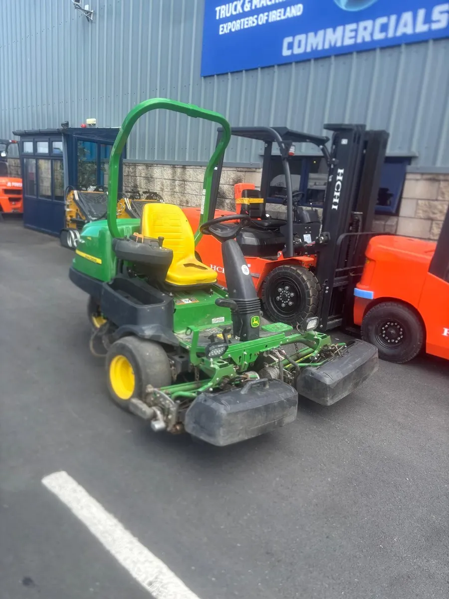 For Sale: John Deere Ride-On Lawnmower - Image 4