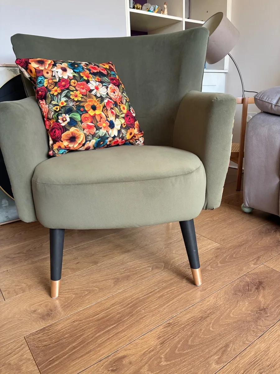 Chair - Image 3