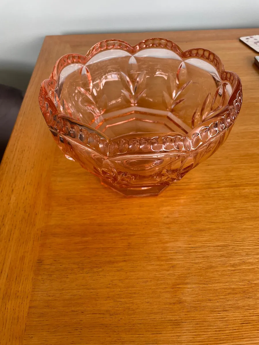Glass bowl - Image 1