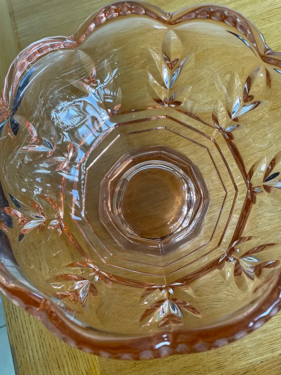 Glass bowl - Image 3