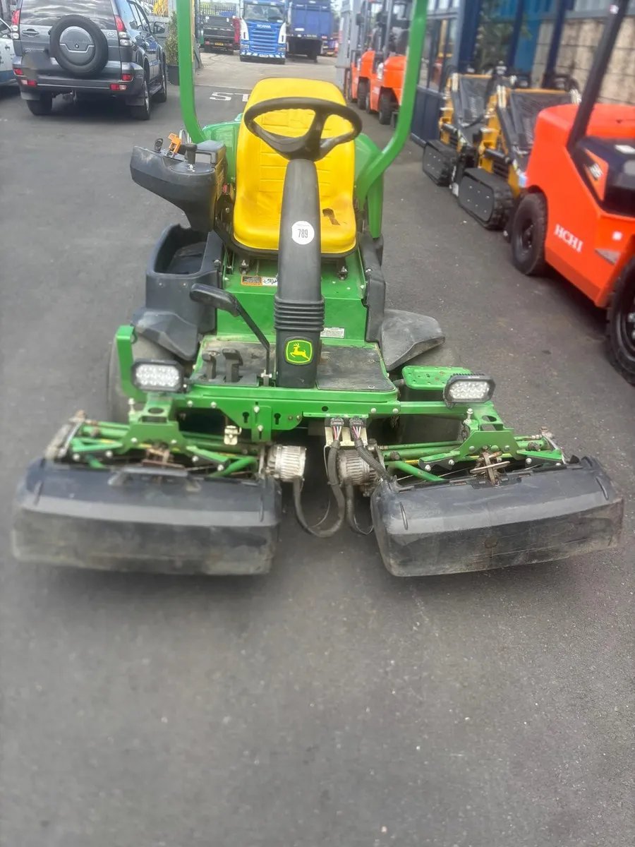 For Sale: John Deere Ride-On Lawnmower - Image 3