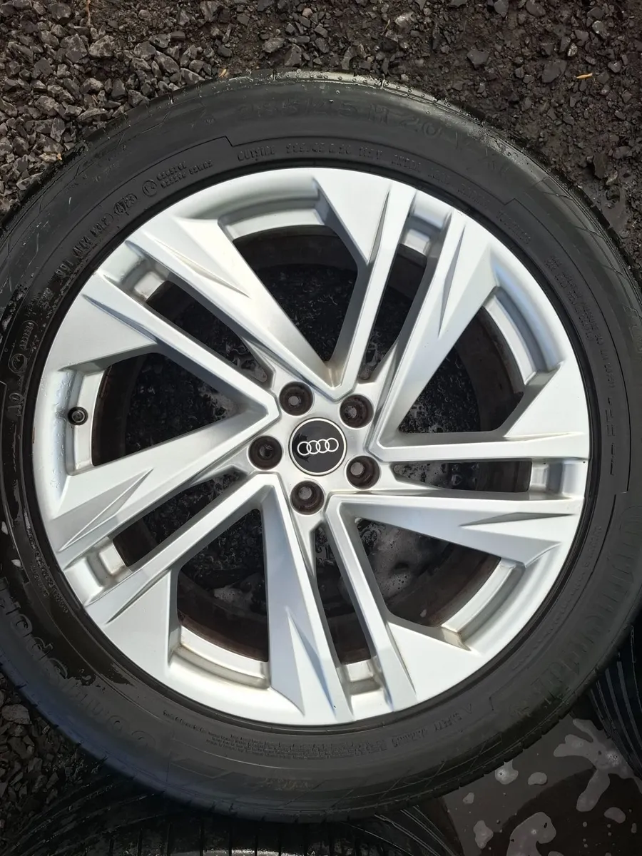 20" Genuine Audi Q7 S Line Alloys with tyres - Image 2