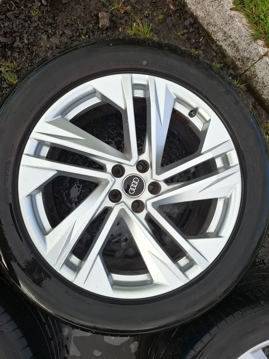 20" Genuine Audi Q7 S Line Alloys with tyres - Image 4