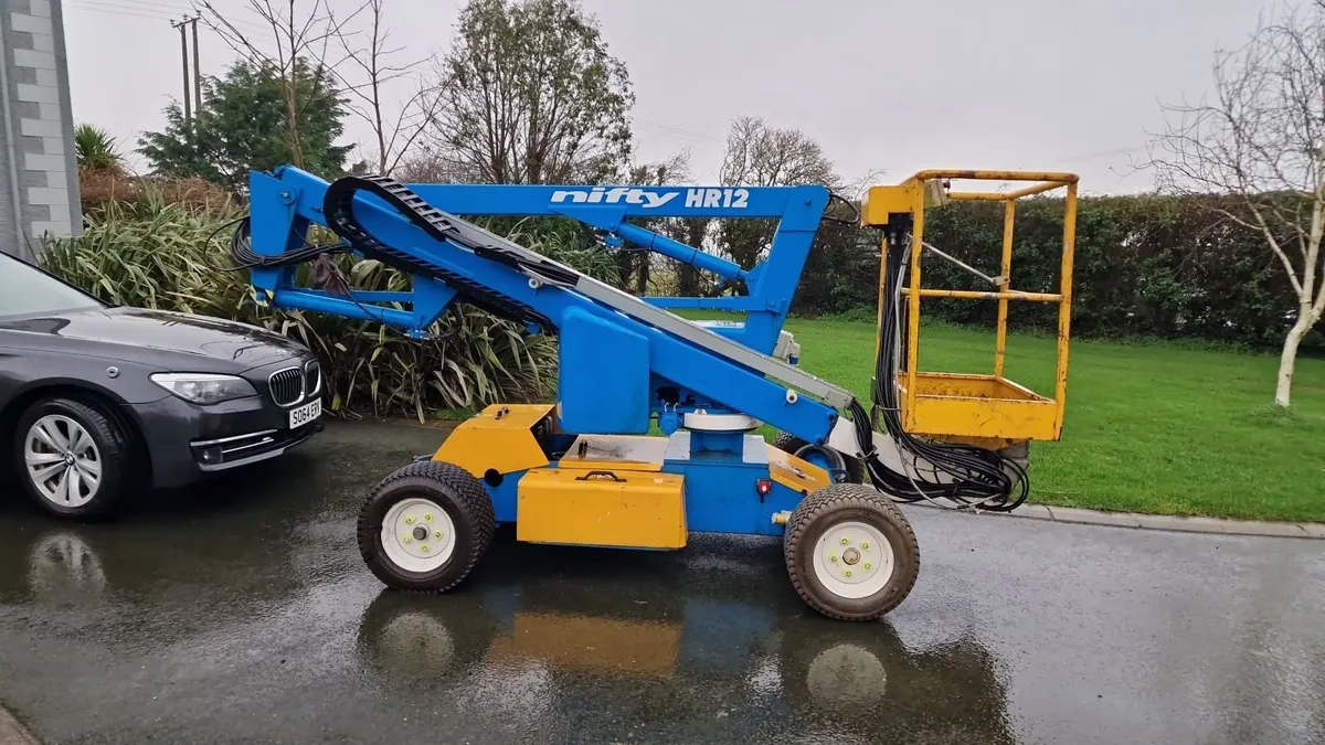 Niftylift HR12NDE Bi Fuel Diesel/Electric 4x4 Boom - Image 3