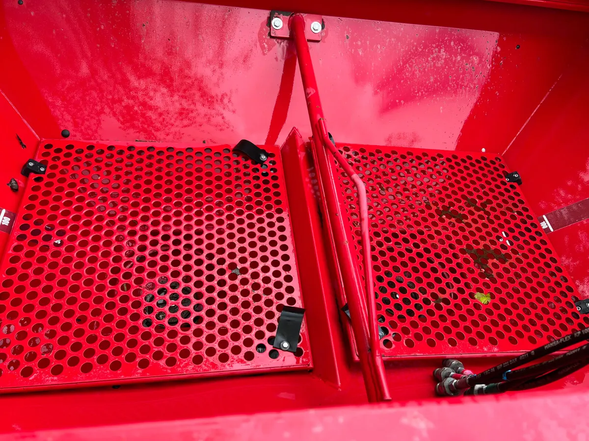 Lely Tulip Centerliner Fertilizer Spreader - Image 4