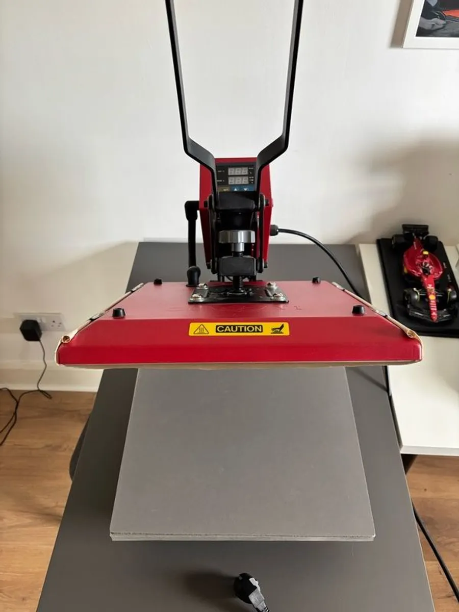 Semi Industrial Heat Press  38x38cm 1600W Excellent Condition - Image 1