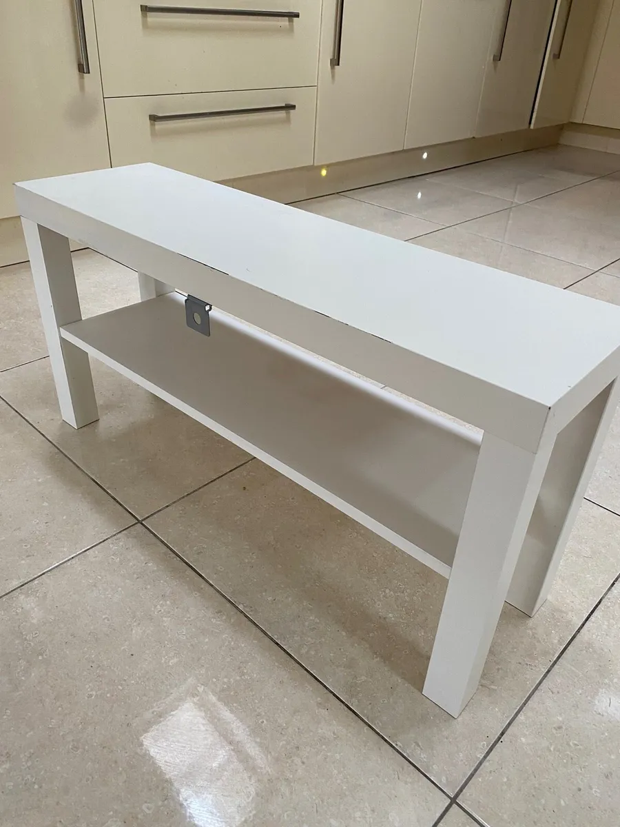 Tv stand for free - Image 2