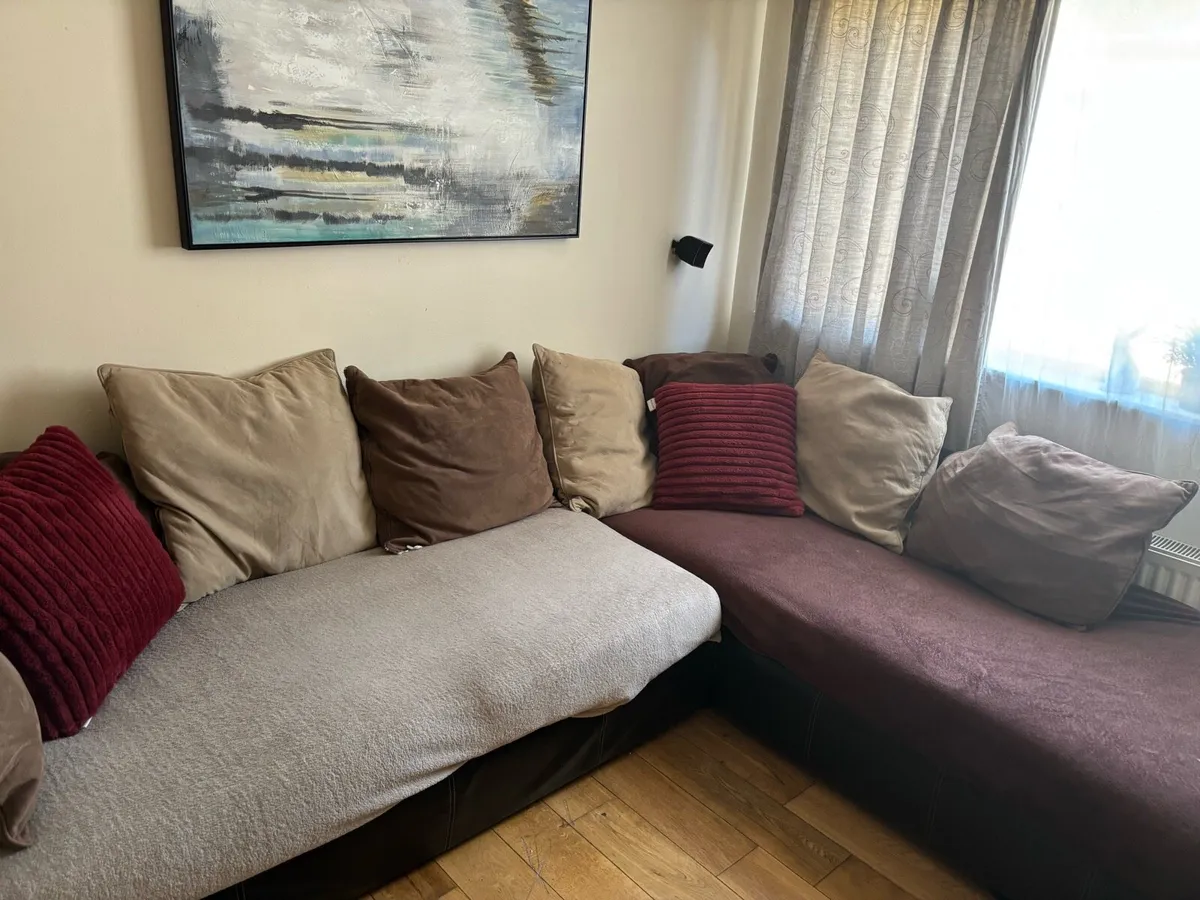 sofa - Image 2