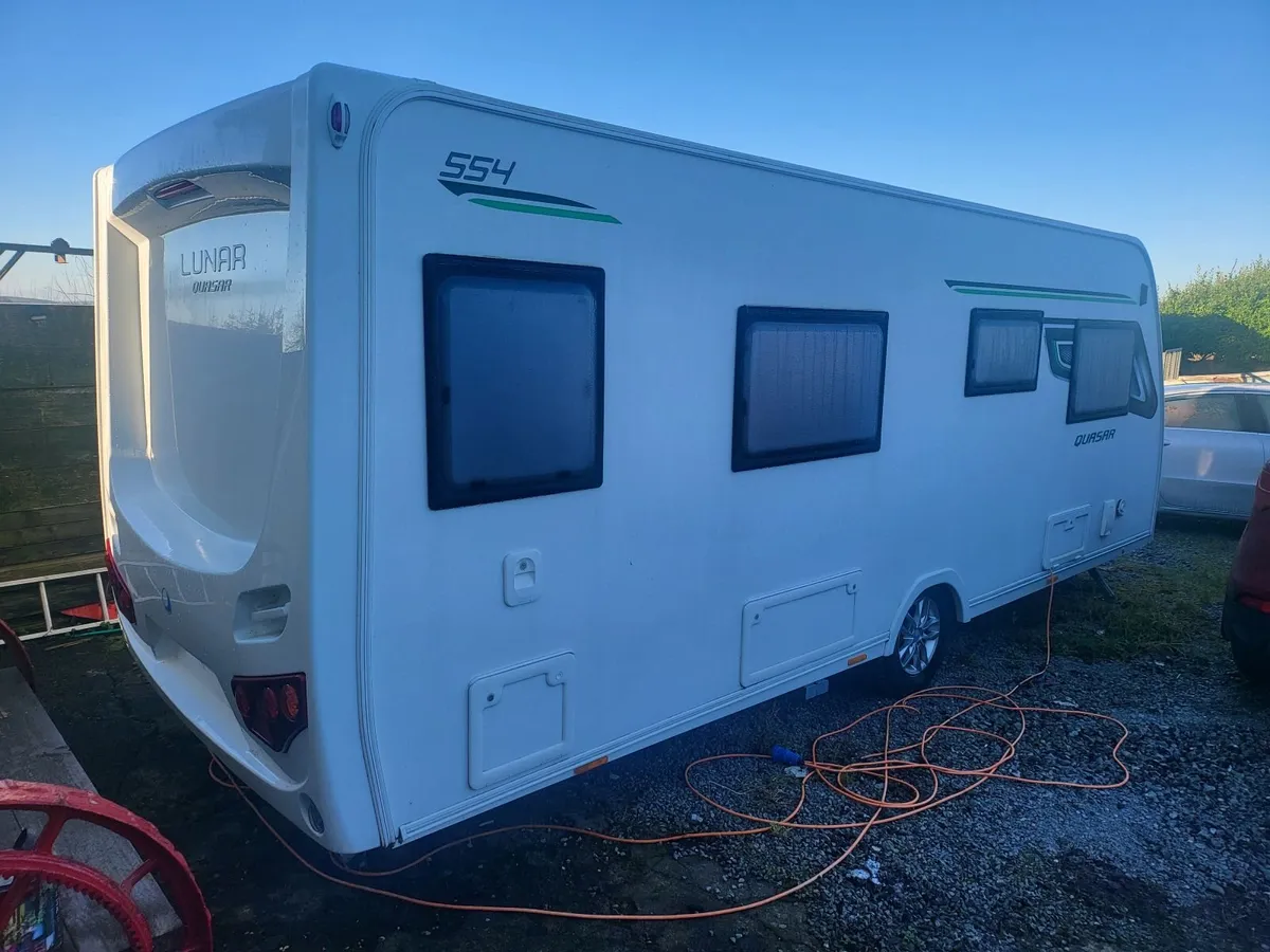 BEST VALUE 2019 CARAVAN 2 SINGLE BEDS END BATHROOM - Image 3