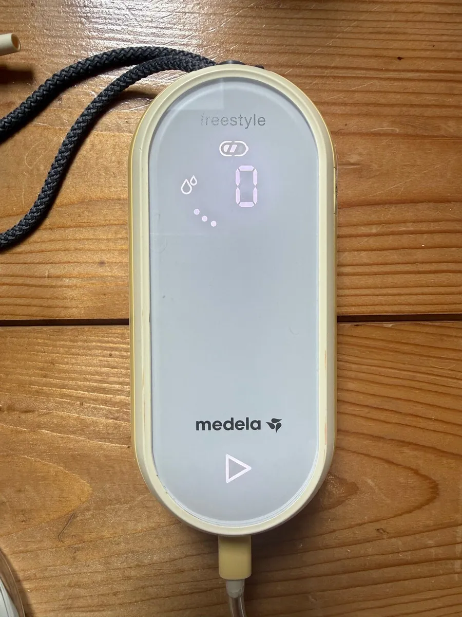 Medela double breast pump - Image 2