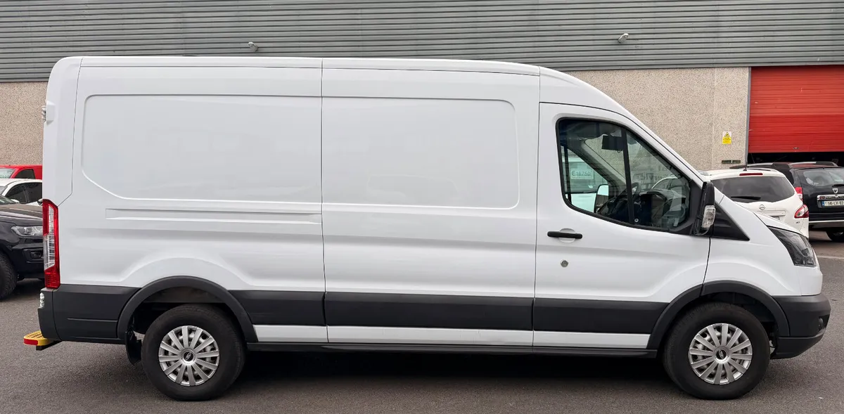 172 Transit 4x4 AWD 97,000km - Image 3