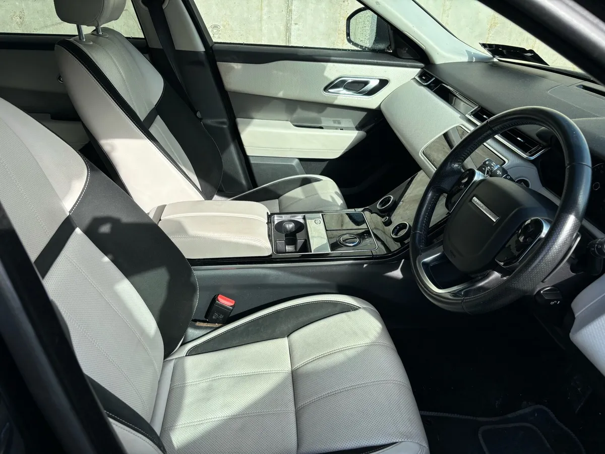 181 Range Rover Velar - Image 3