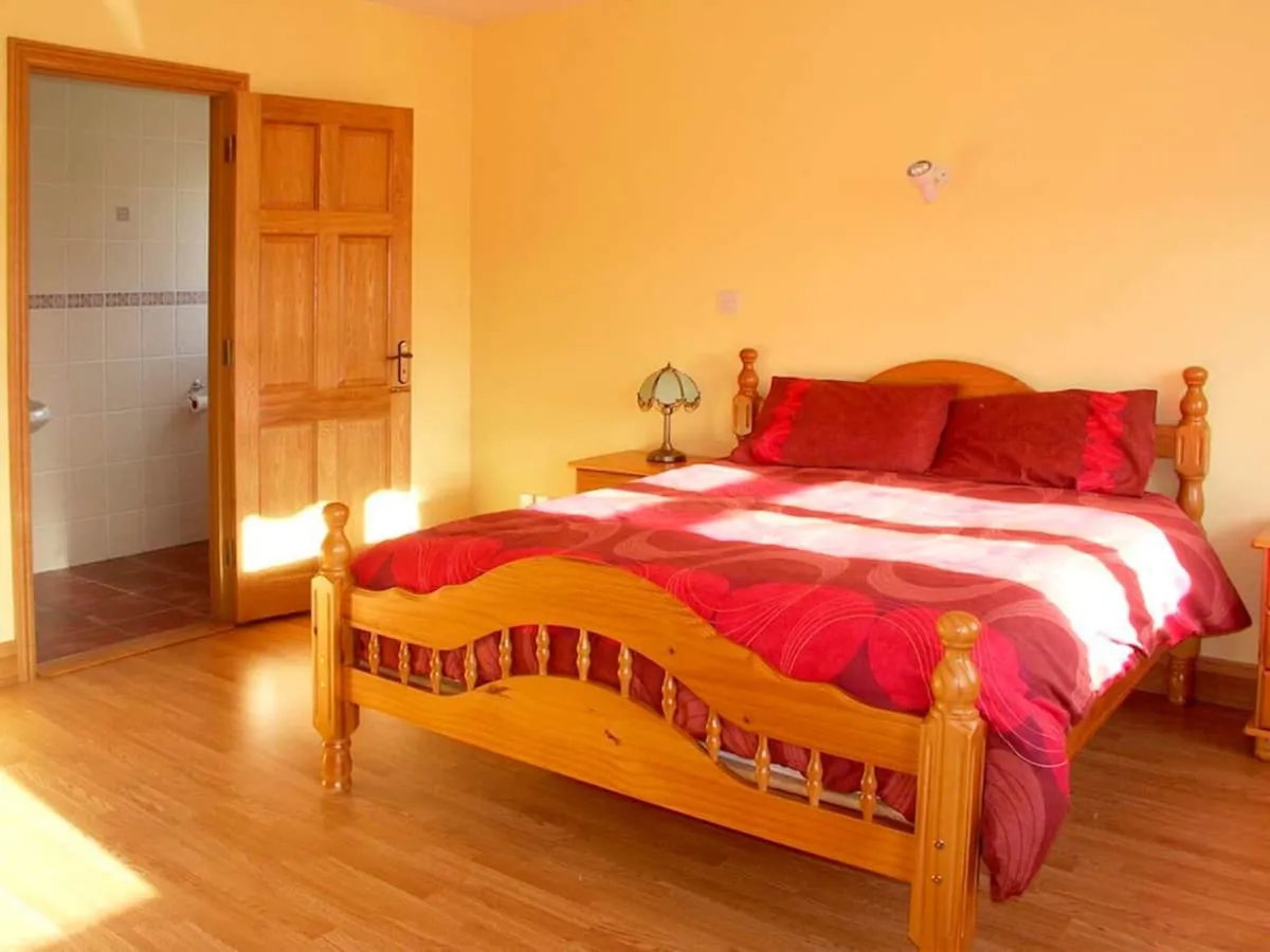 Holiday Rent Westport - Image 2