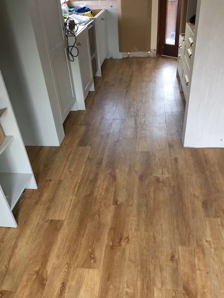 Tiles and laminates - Image 3