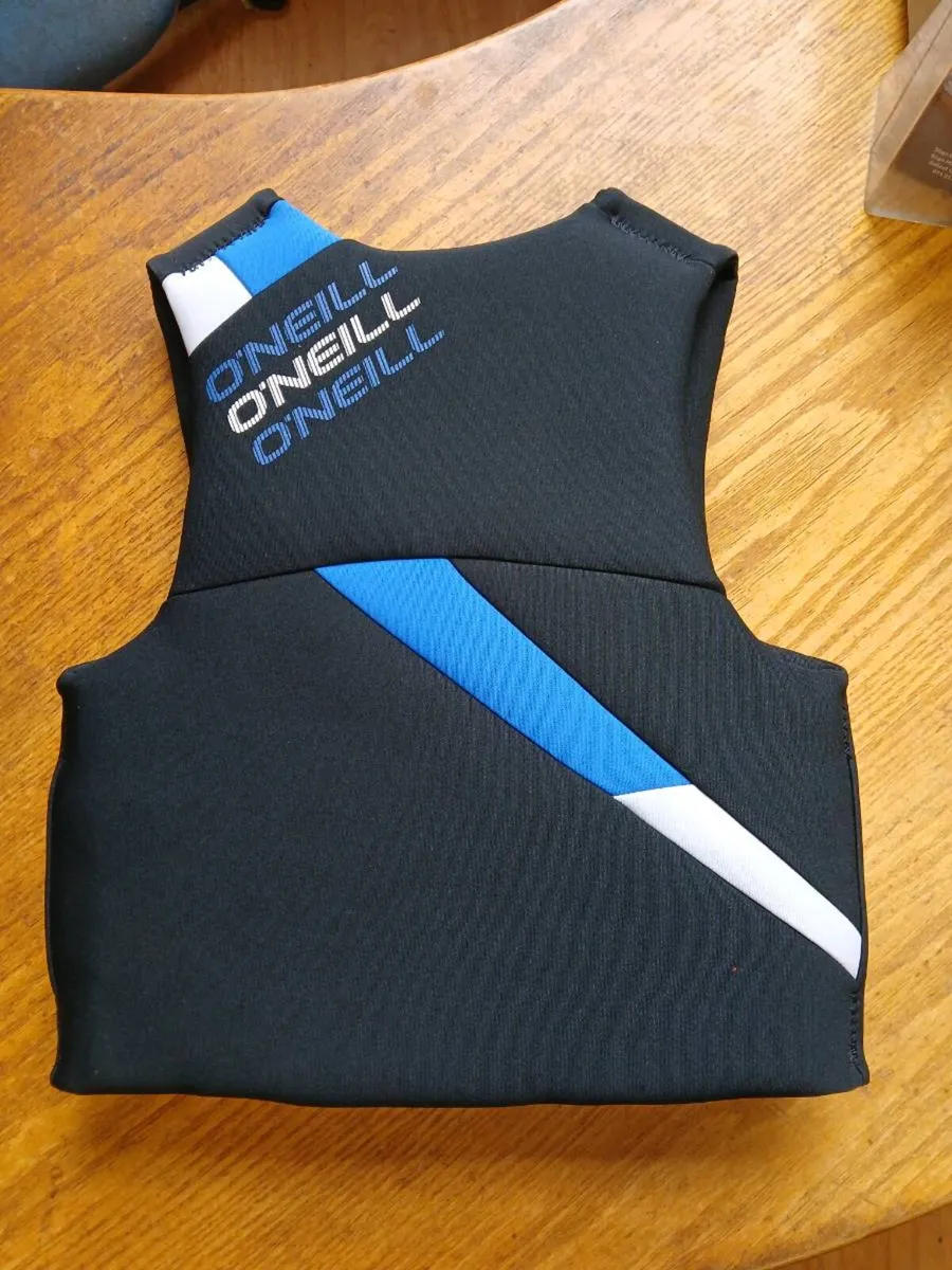 Sale, new O'Neill buoyancy aids,50N,  CE certified - Image 2