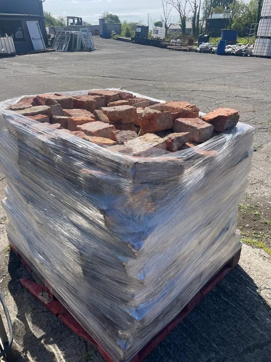 Red Reclaimed Brick - Image 3