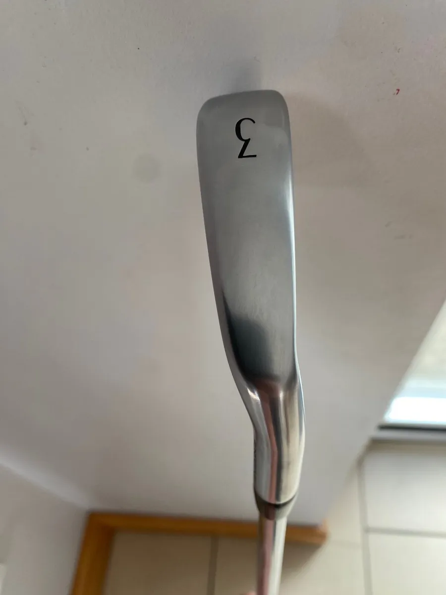 Titleist 3 iron - Image 2