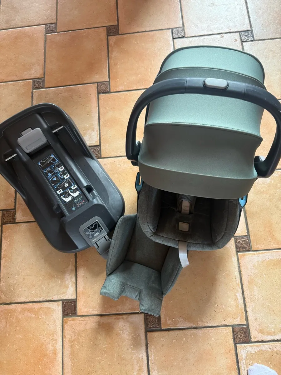UPPAbaby Mesa car seat - Image 2