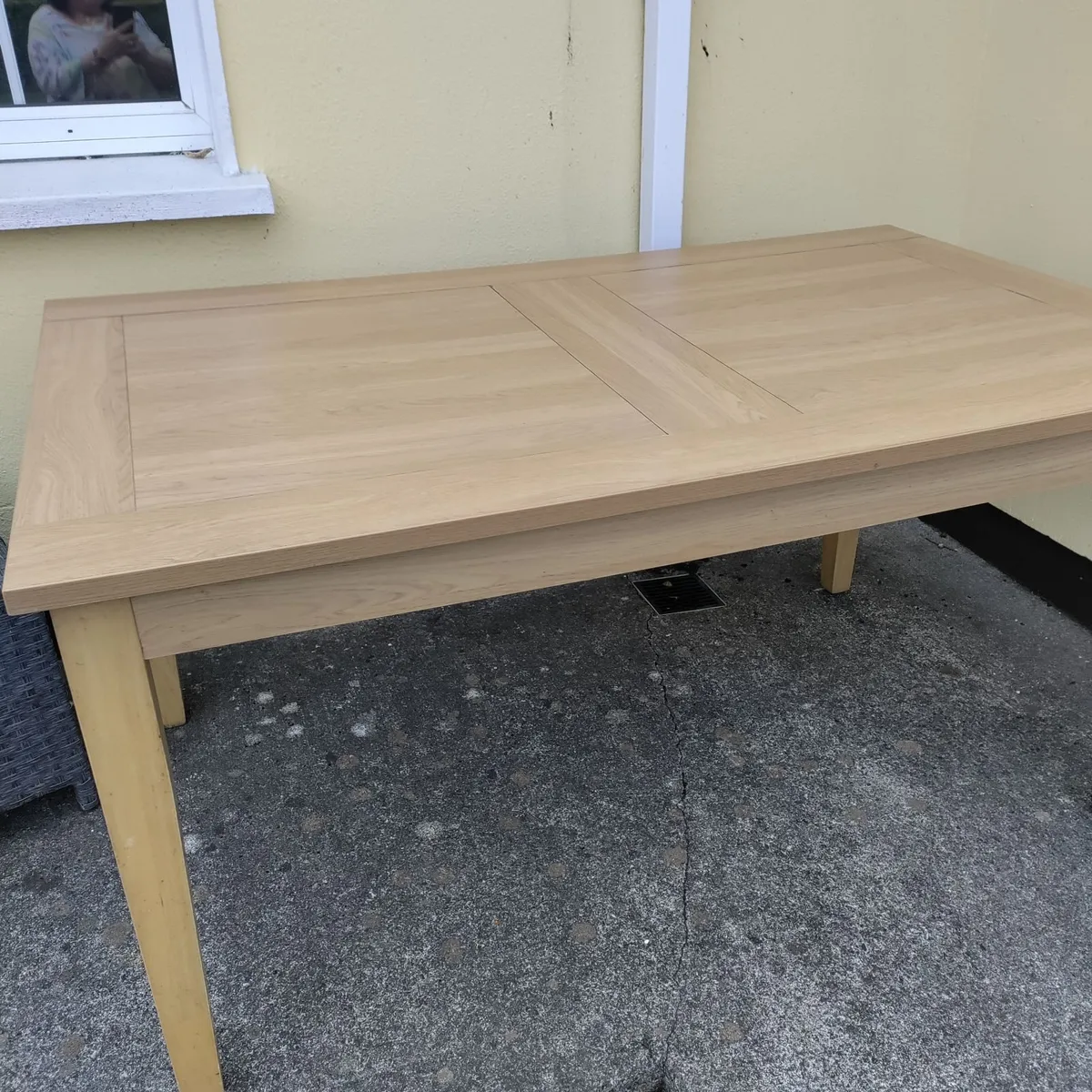 Kitchen table - Image 1