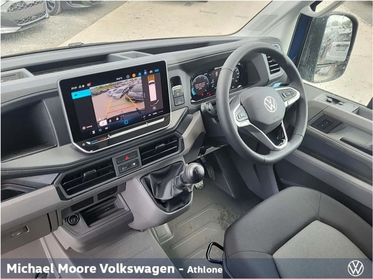 Volkswagen Crafter HL 30MWB 2.0 TDI 140BHP 6DR *(€ - Image 2