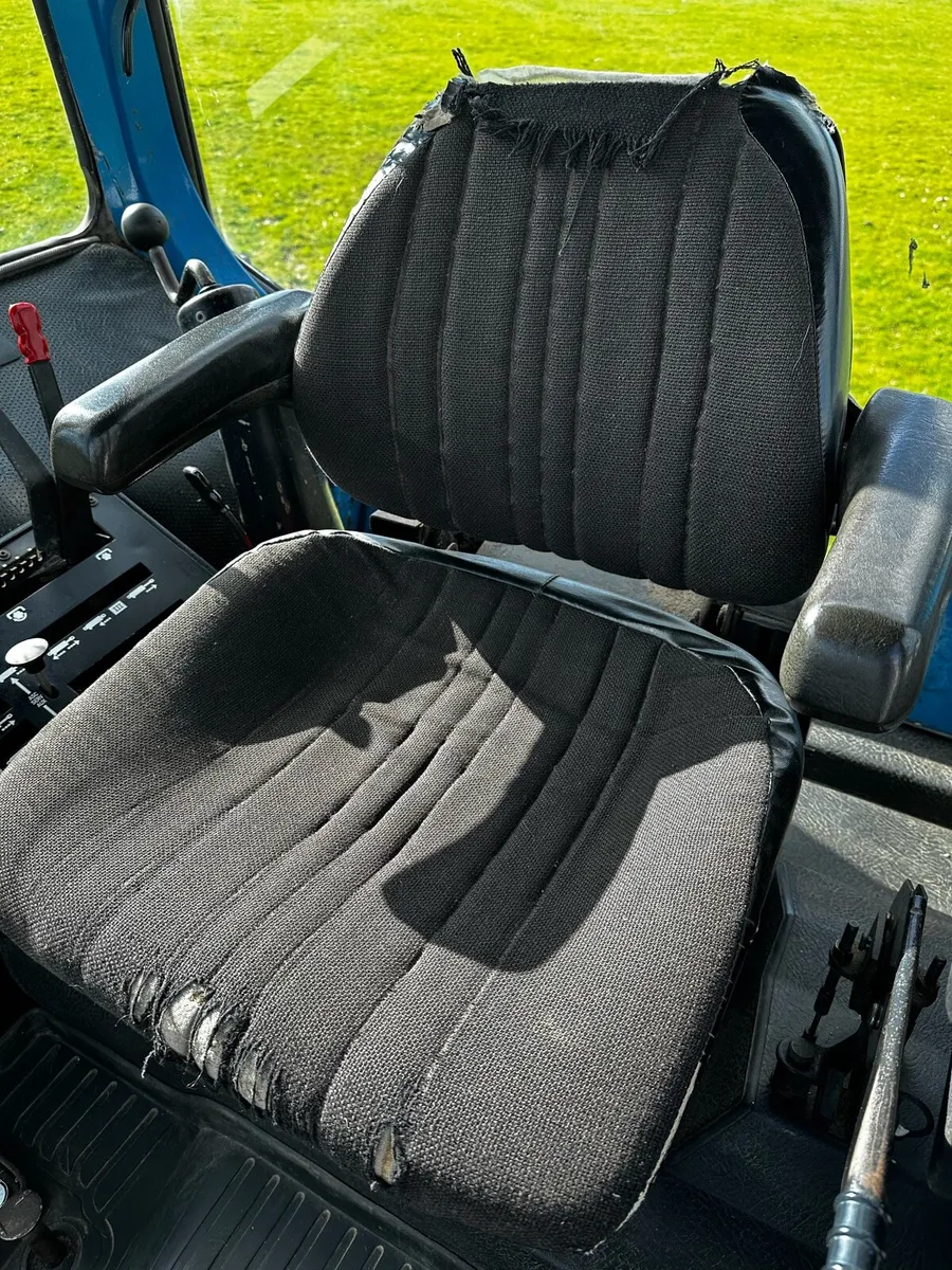 Ford 6810 Series 3 Super Q 1989 - Image 4