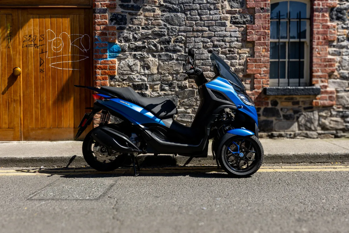 Piaggio MP3 310cc - Image 2