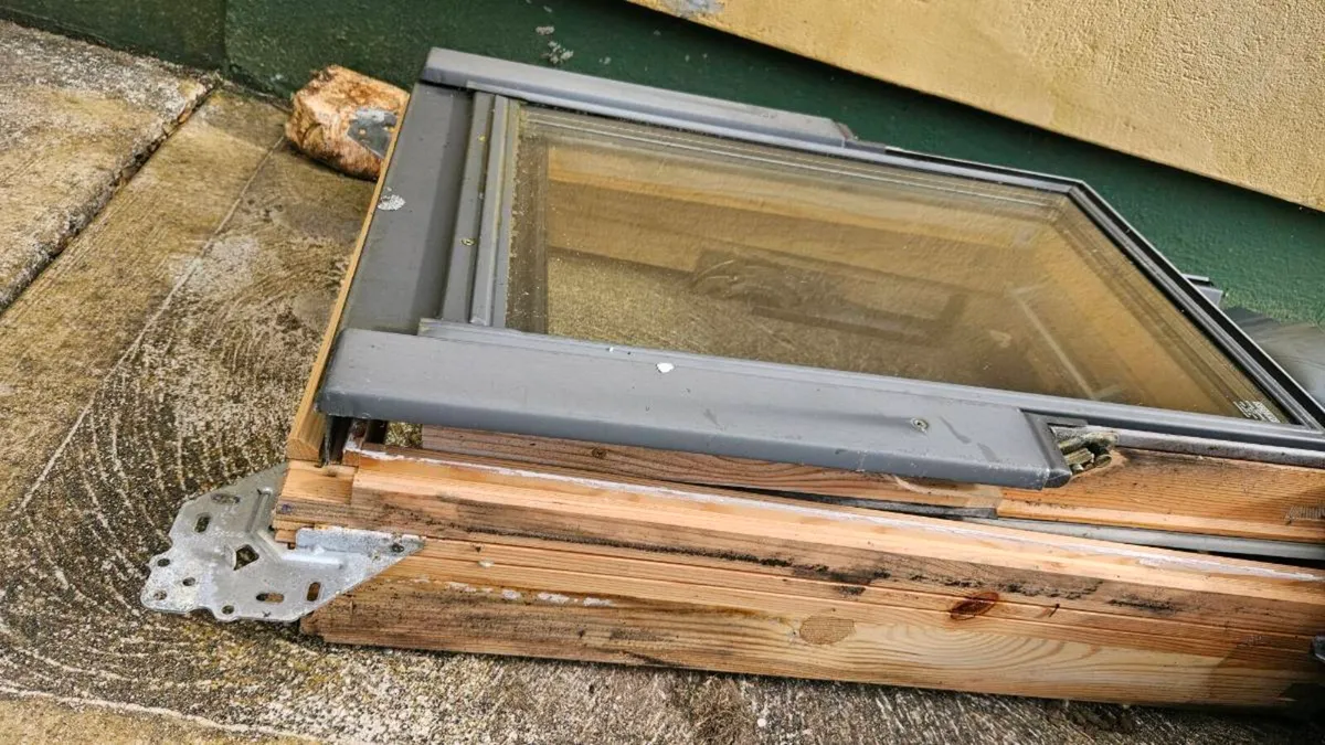 Velux window - Image 2