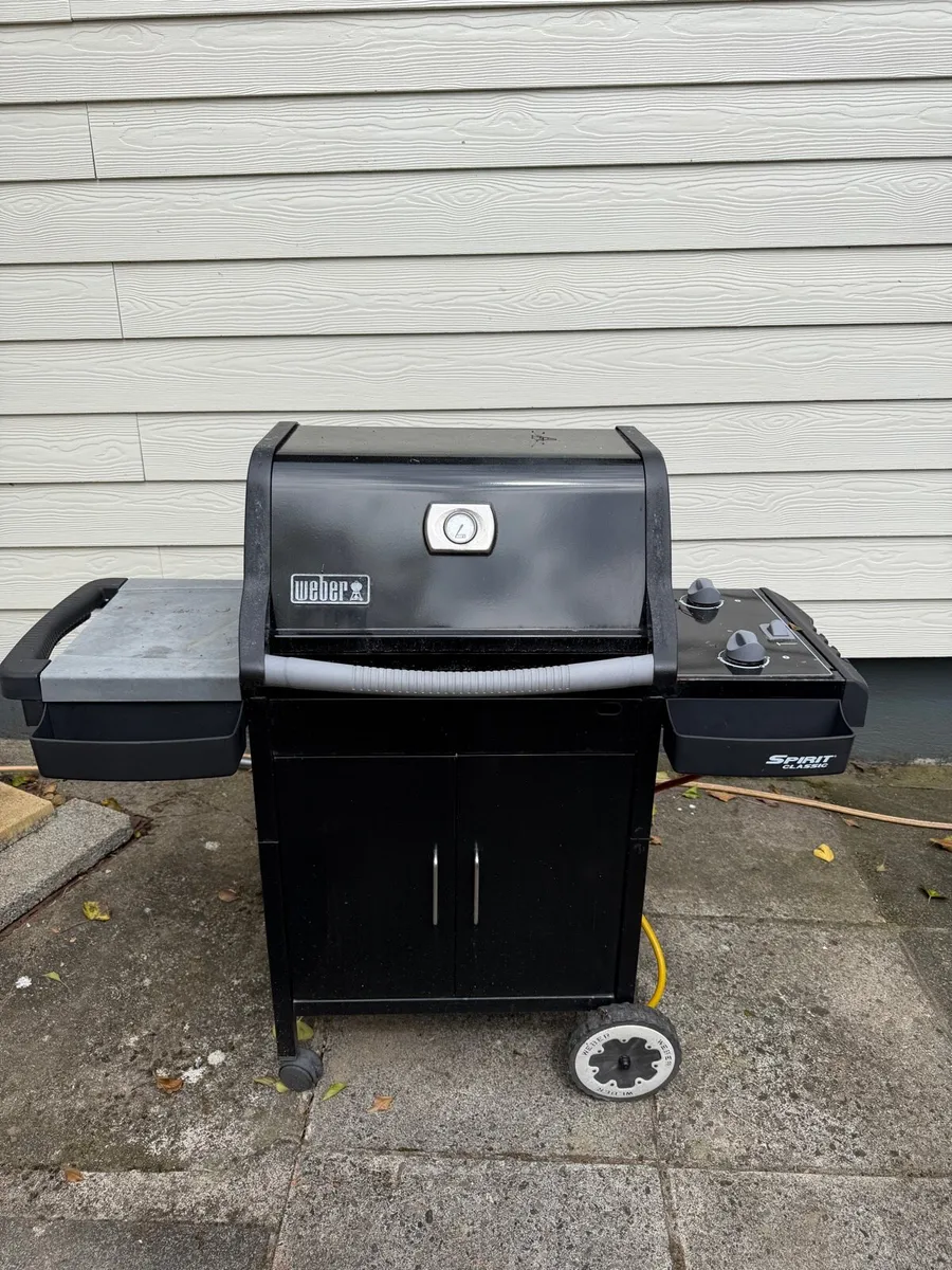Weber BBQ - Image 1