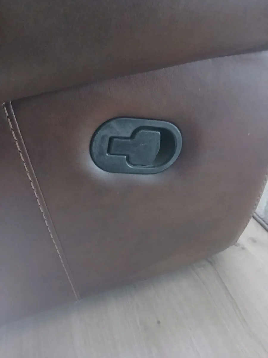 3 Seater Reclining Sofa - Image 1