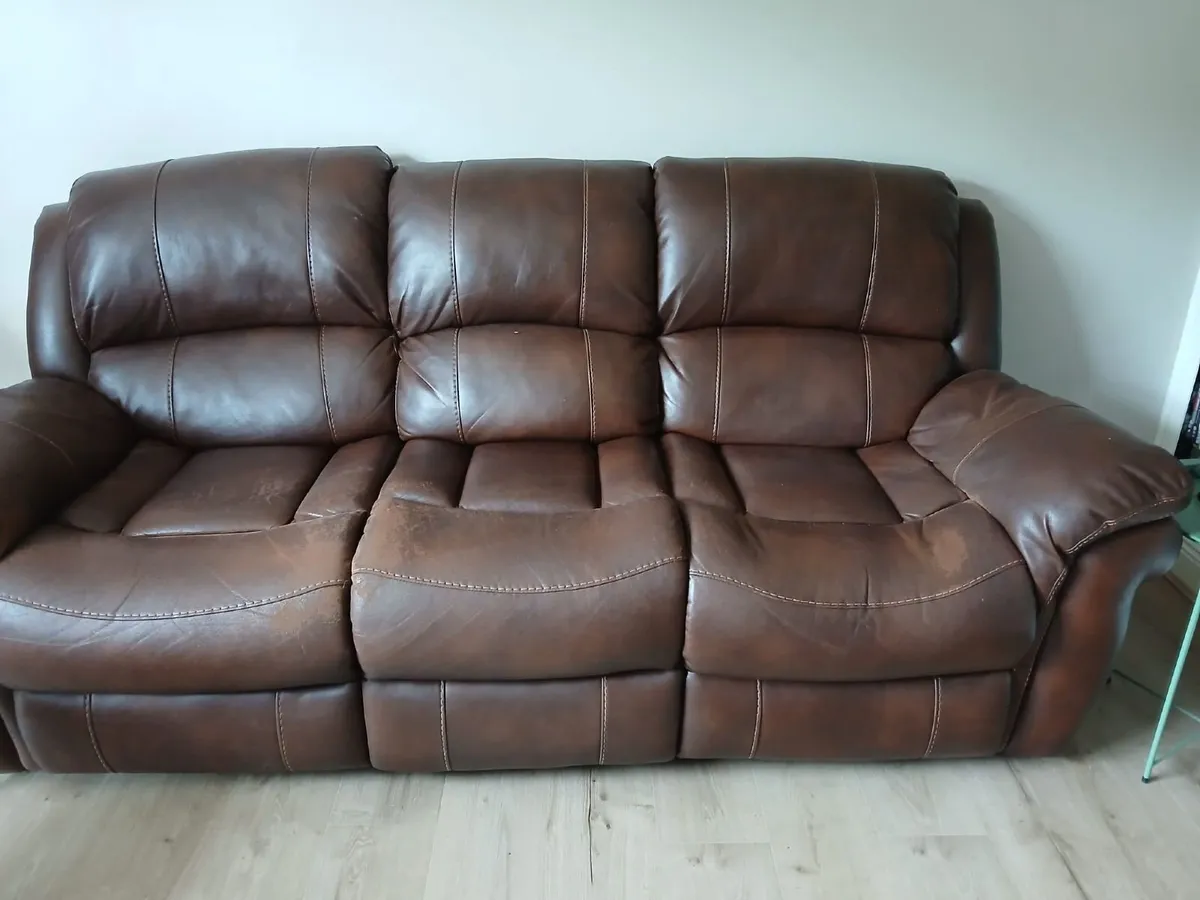 3 Seater Reclining Sofa - Image 2