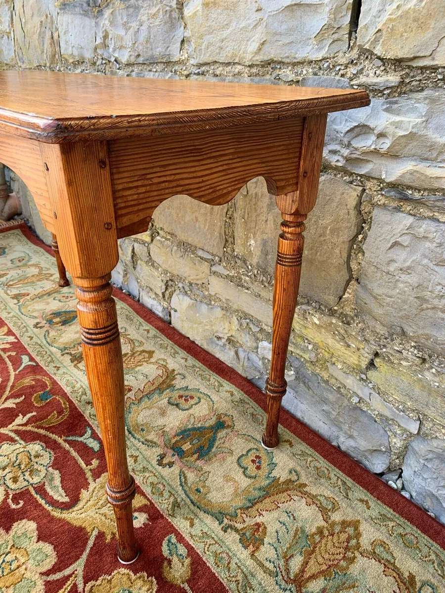Victorian country table in solid pitch pine. - Image 4
