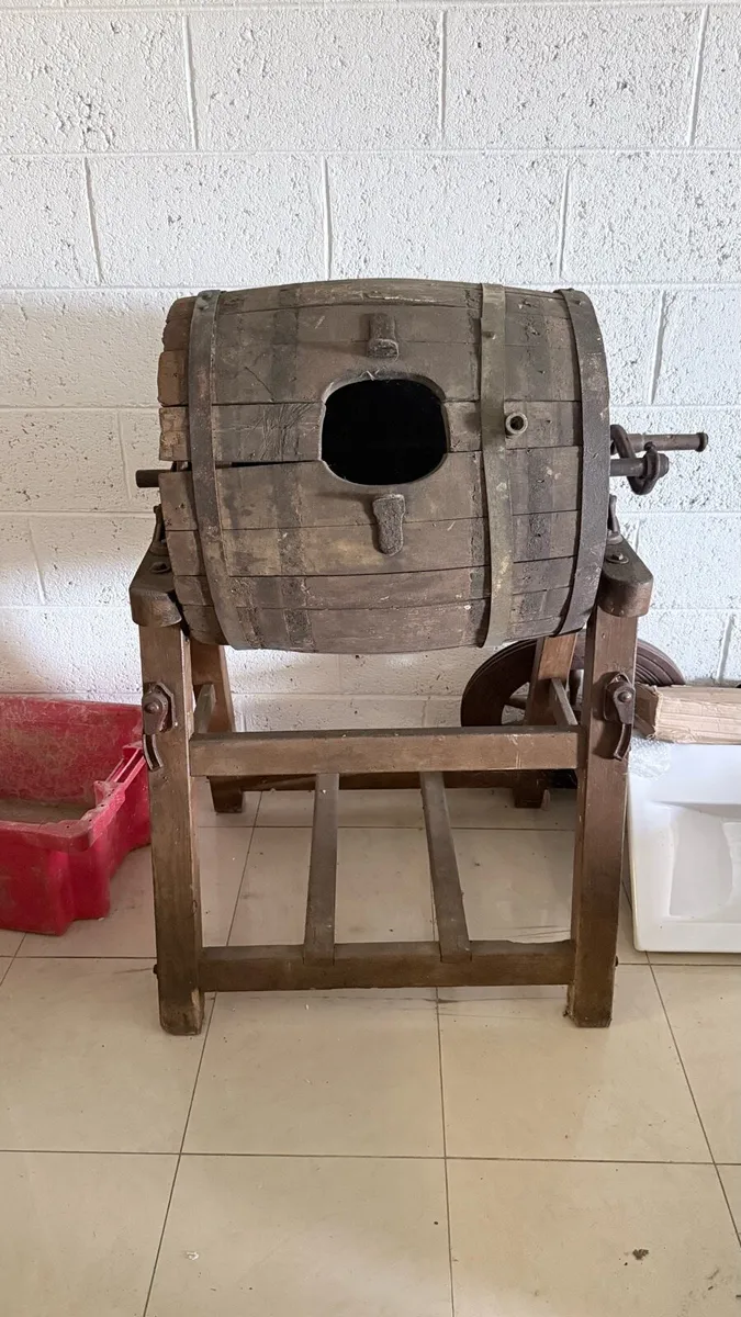 Butter churn 19th century