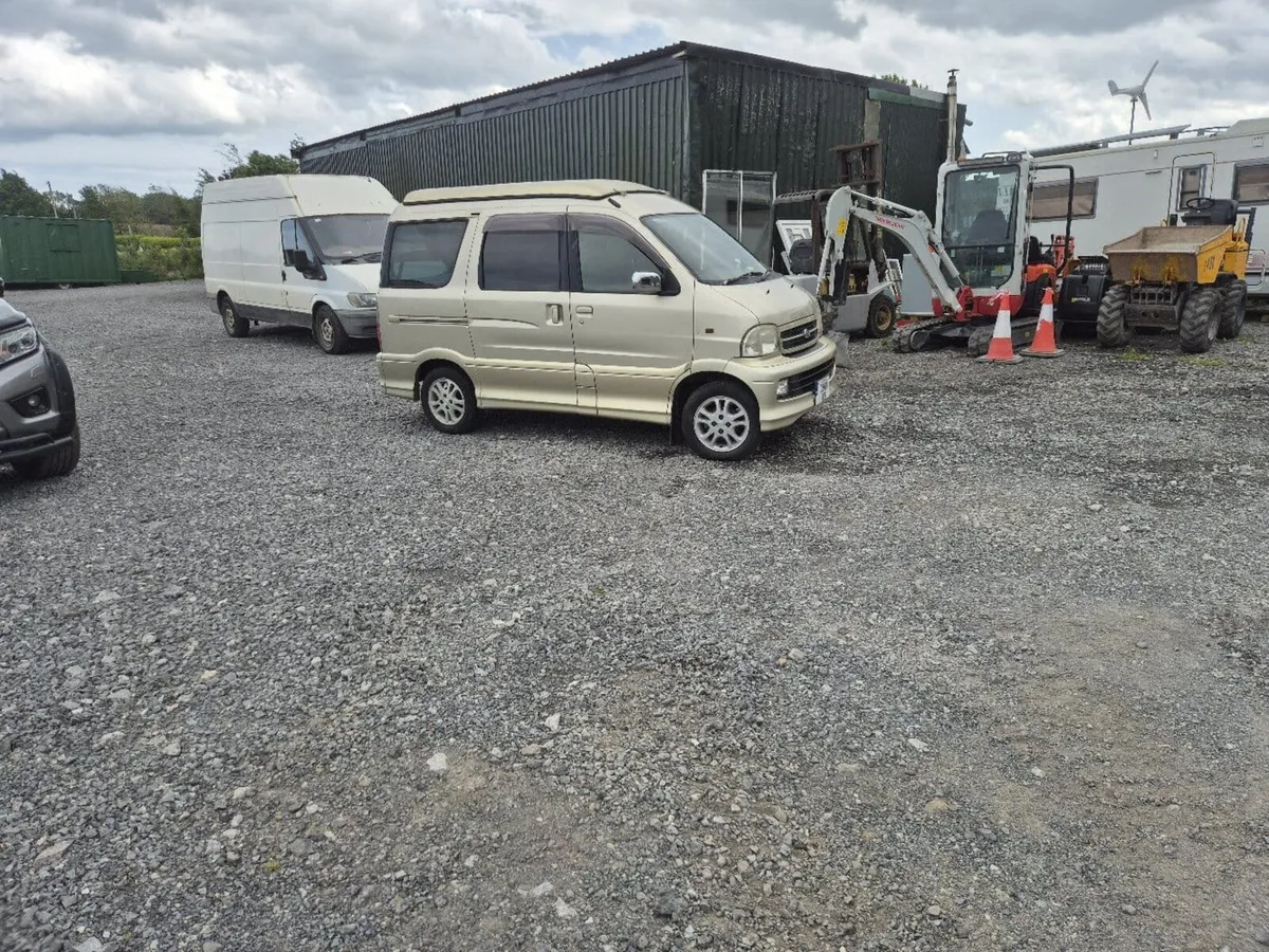 Daihatsu Atrai Campervan - Image 1