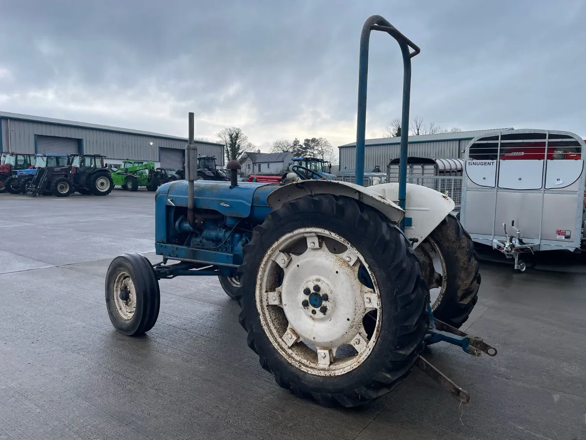 Fordson Super Major - Image 4