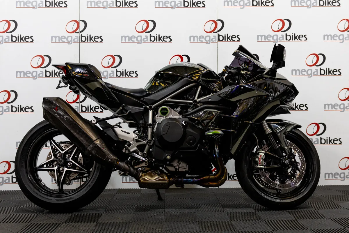 Kawasaki H2 - Image 1