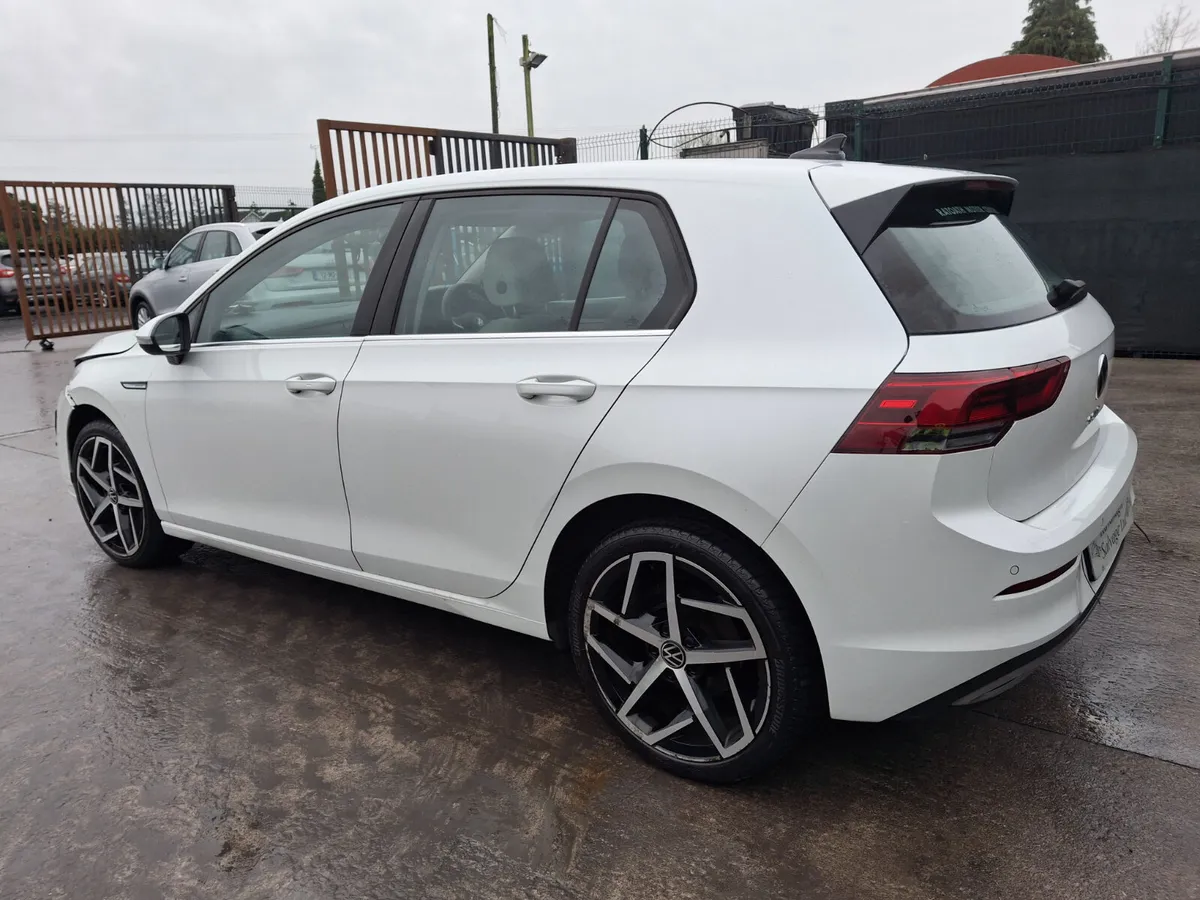 202 Volkswagen Golf 84km Light Damage - Image 4