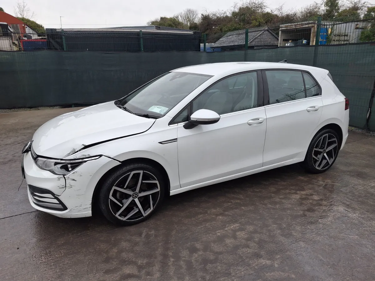 202 Volkswagen Golf 84km Light Damage - Image 1