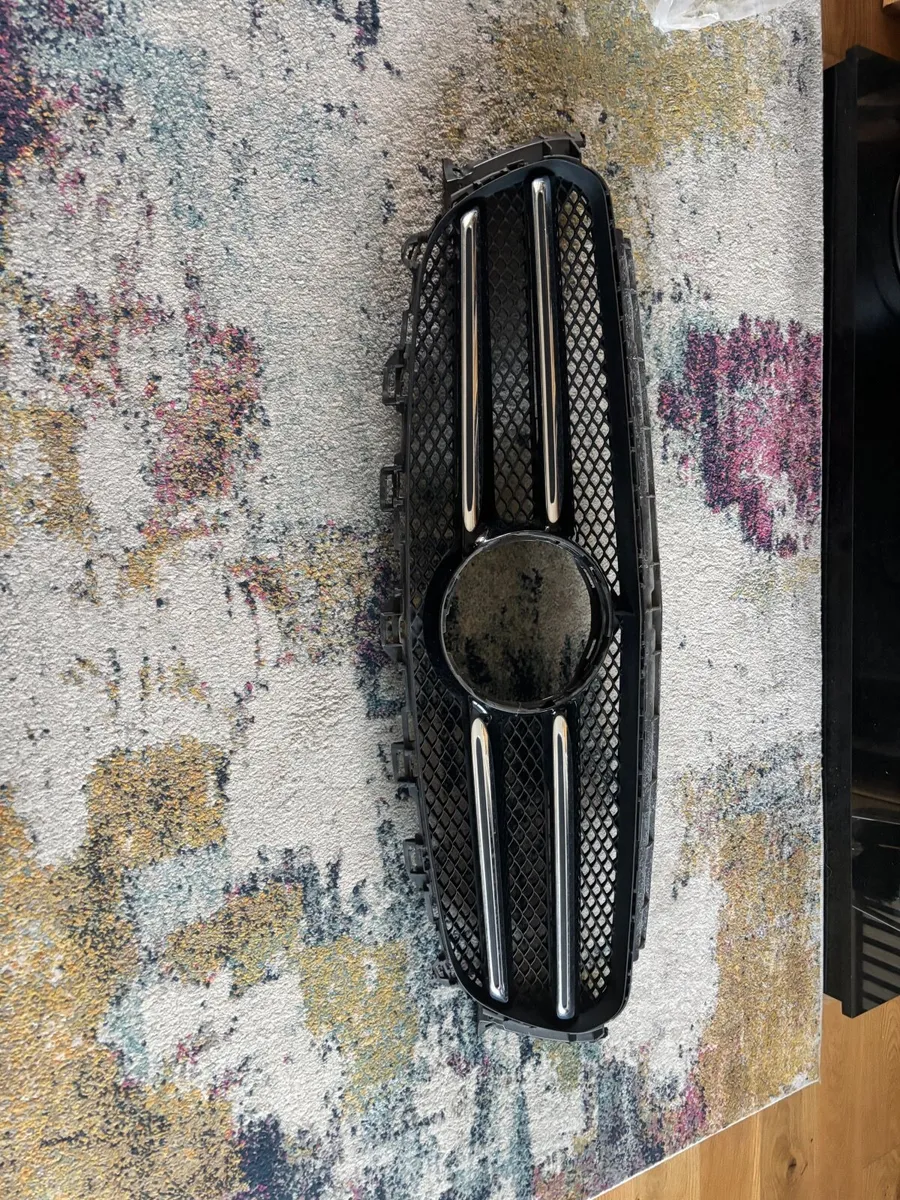 Car part - Image 1