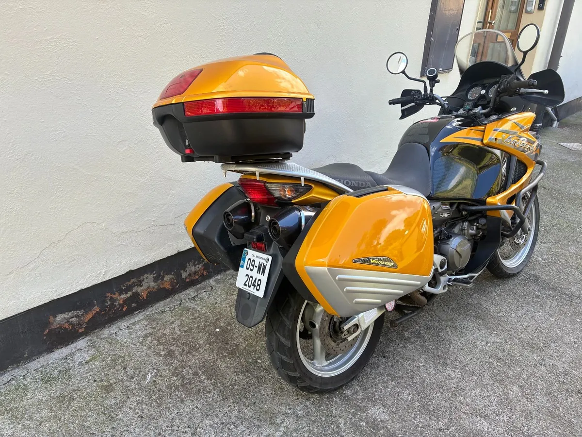 Honda Varadero 2009 - Image 2